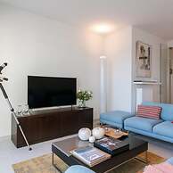 Brand new Apartment With Terrace in Sky Garden