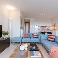 Brand new Apartment With Terrace in Sky Garden