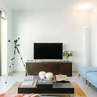 Brand new Apartment With Terrace in Sky Garden