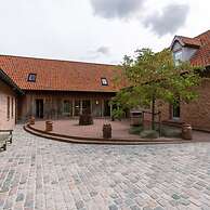 Charming Roger s Farm