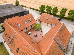 Charming Roger s Farm