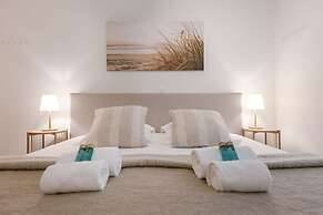 Bright Apartment in Sky Garden With Terrace