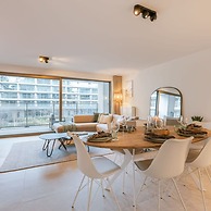 Bright Apartment in Sky Garden With Terrace