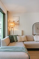 Bright Apartment in Sky Garden With Terrace