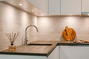 Bright Apartment in Sky Garden With Terrace