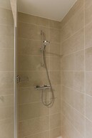 Bright Apartment in Sky Garden With Terrace