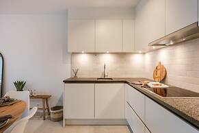 Bright Apartment in Sky Garden With Terrace