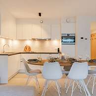 Bright Apartment in Sky Garden With Terrace