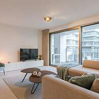 Bright Apartment in Sky Garden With Terrace