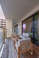 Bright Apartment in Sky Garden With Terrace