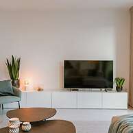 Bright Apartment in Sky Garden With Terrace