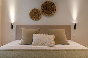 Cozy Ground-floor Apartment With Spacious Terrace