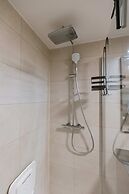 Cozy Ground-floor Apartment With Spacious Terrace