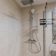 Cozy Ground-floor Apartment With Spacious Terrace