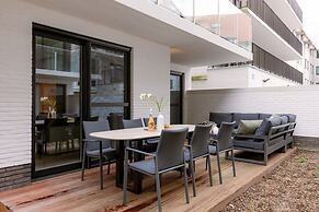Cozy Ground-floor Apartment With Spacious Terrace