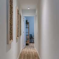 Spacious Top-flour Apartment With Private Parking