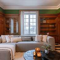 Luxe 5-bedroom Villa With Panoramic Views