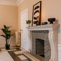 Luxe 5-bedroom Villa With Panoramic Views