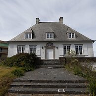 Luxe 5-bedroom Villa With Panoramic Views