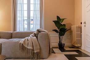 Luxe 5-bedroom Villa With Panoramic Views