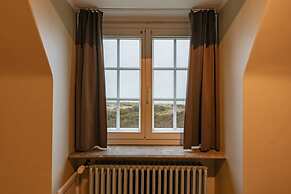 Luxe 5-bedroom Villa With Panoramic Views