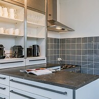 Luxe 5-bedroom Villa With Panoramic Views