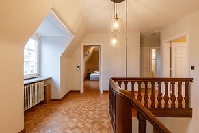 Luxe 5-bedroom Villa With Panoramic Views