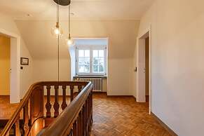 Luxe 5-bedroom Villa With Panoramic Views