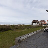 Luxe 5-bedroom Villa With Panoramic Views