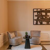 Luxe 5-bedroom Villa With Panoramic Views