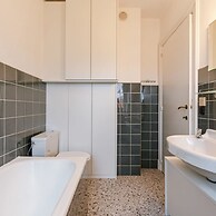 Luxe 5-bedroom Villa With Panoramic Views