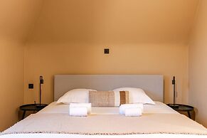 Luxe 5-bedroom Villa With Panoramic Views