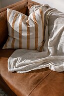 Bright Apartment Overlooking the 3 Towers of Ghent