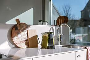 Bright Apartment Overlooking the 3 Towers of Ghent