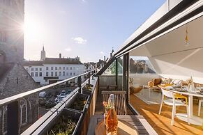 Bright Apartment Overlooking the 3 Towers of Ghent