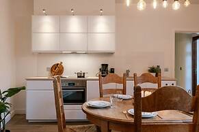 Pleasant Apartment on top Location in Ghent