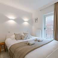 Stunning Apartment With Side Sea View in Koksijde