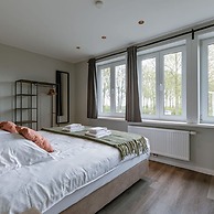 Holiday Home Along the Canal With Great Views