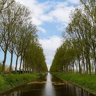 Holiday Home Along the Canal With Great Views
