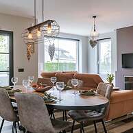 Holiday Home Along the Canal With Great Views
