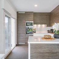 Spacious House With Garden and Parking