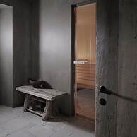 Gairnshiel Lodge - Unique Exclusive Lodge Next to the Castle