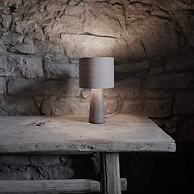 Gairnshiel Lodge - Unique Exclusive Lodge Next to the Castle