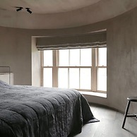 Gairnshiel Lodge - Unique Exclusive Lodge Next to the Castle