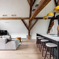 City-view Loft With Wooden Beams and Mezzanine