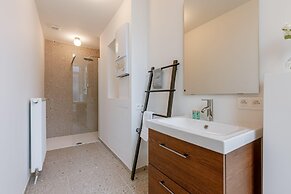 BE OST Spor 10-0301 in Oostende