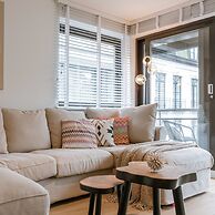 Pleasant 2 Bedroom Apartment With Private Parking