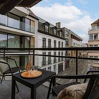 Pleasant 2 Bedroom Apartment With Private Parking