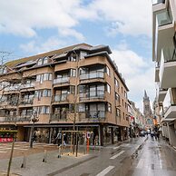 Pleasant 2 Bedroom Apartment With Private Parking