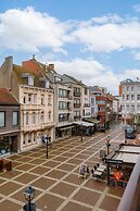 Pleasant 2 Bedroom Apartment With Private Parking